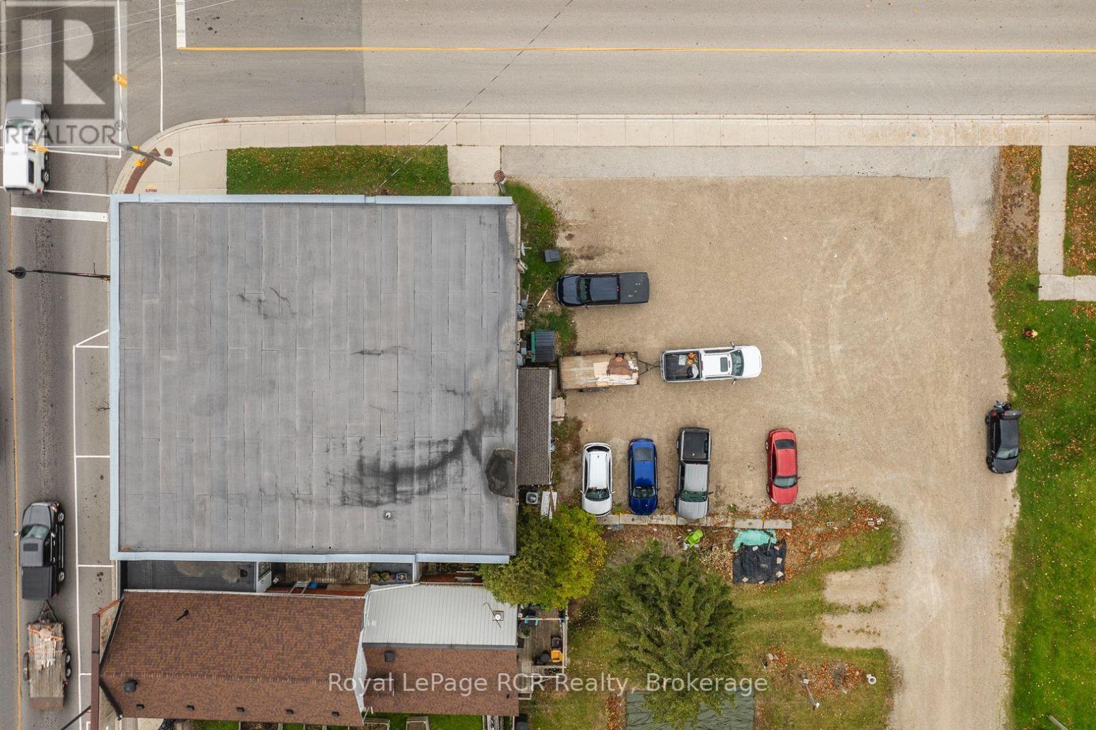 3 Elora Street Property Photo 5
