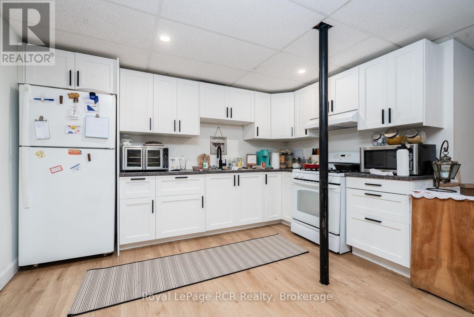 3 Elora Street Property Photo 23