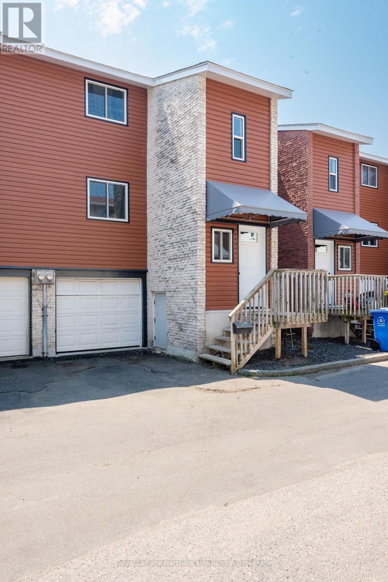 8 - 850 Lakeshore Drive Property Photo 1