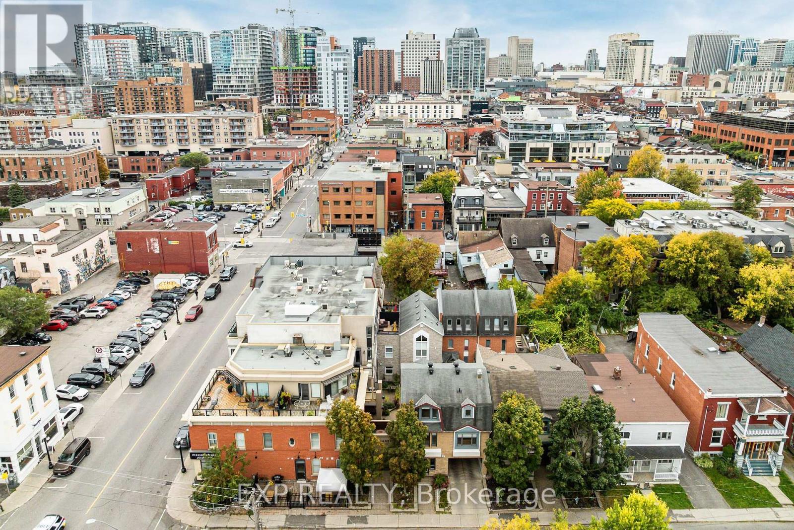 Unit 1 Level 1 - 122 Guigues Avenue W Property Photo 27