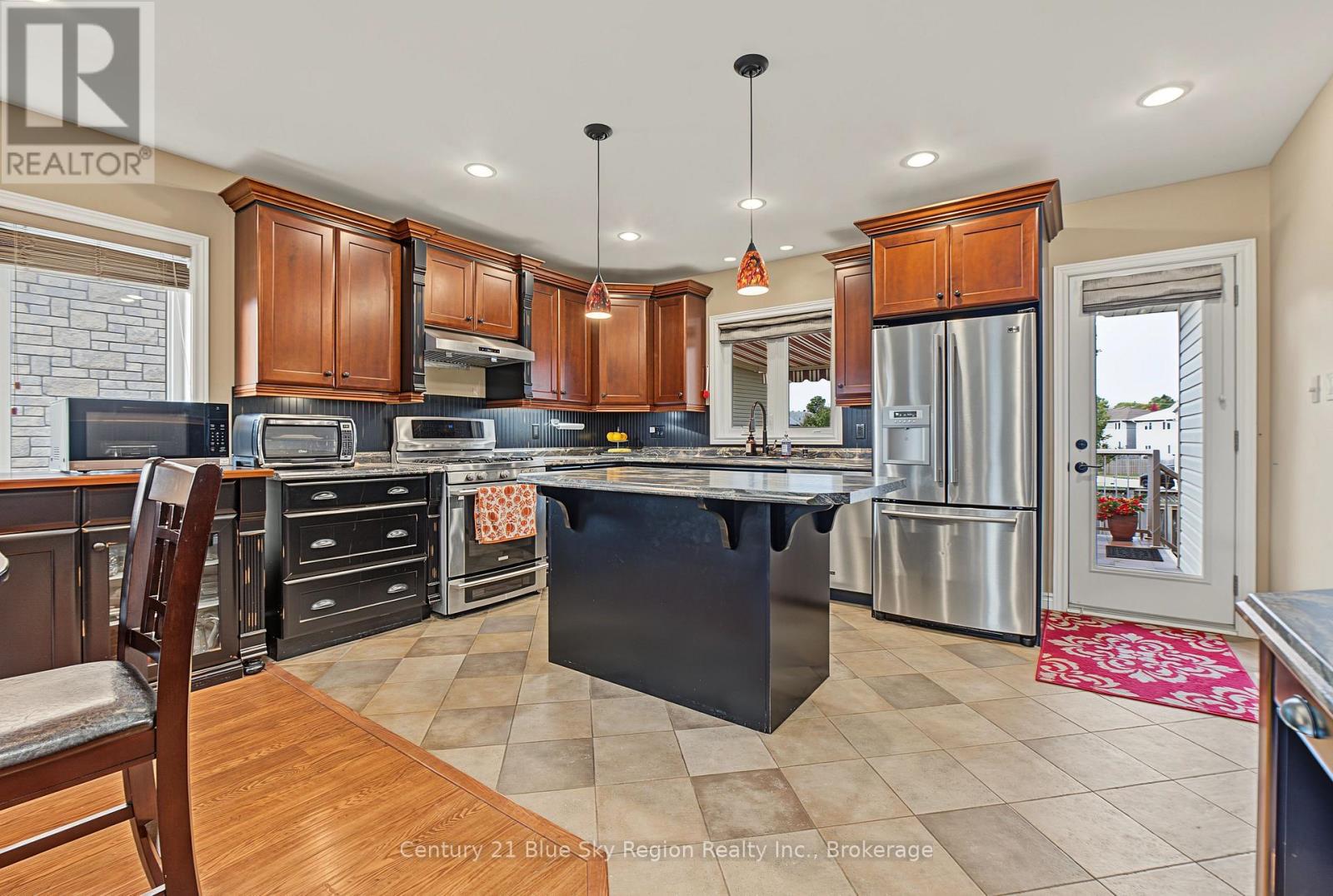 70 Dellandrea Drive Property Photo 4