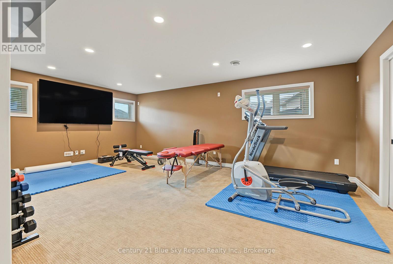 70 Dellandrea Drive Property Photo 21