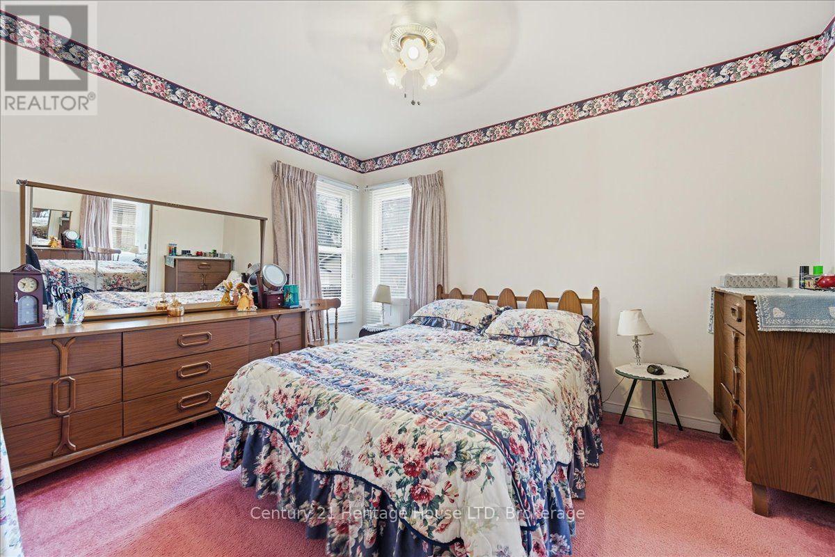 26 Coventry Street Property Photo 9