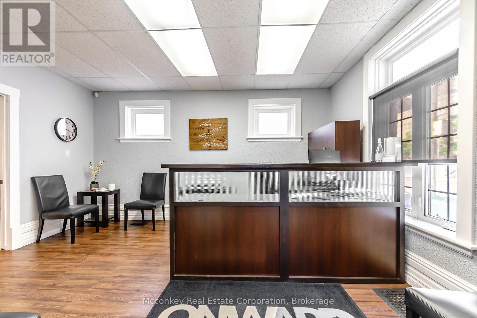 300 Aylmer Street N Property Photo 5