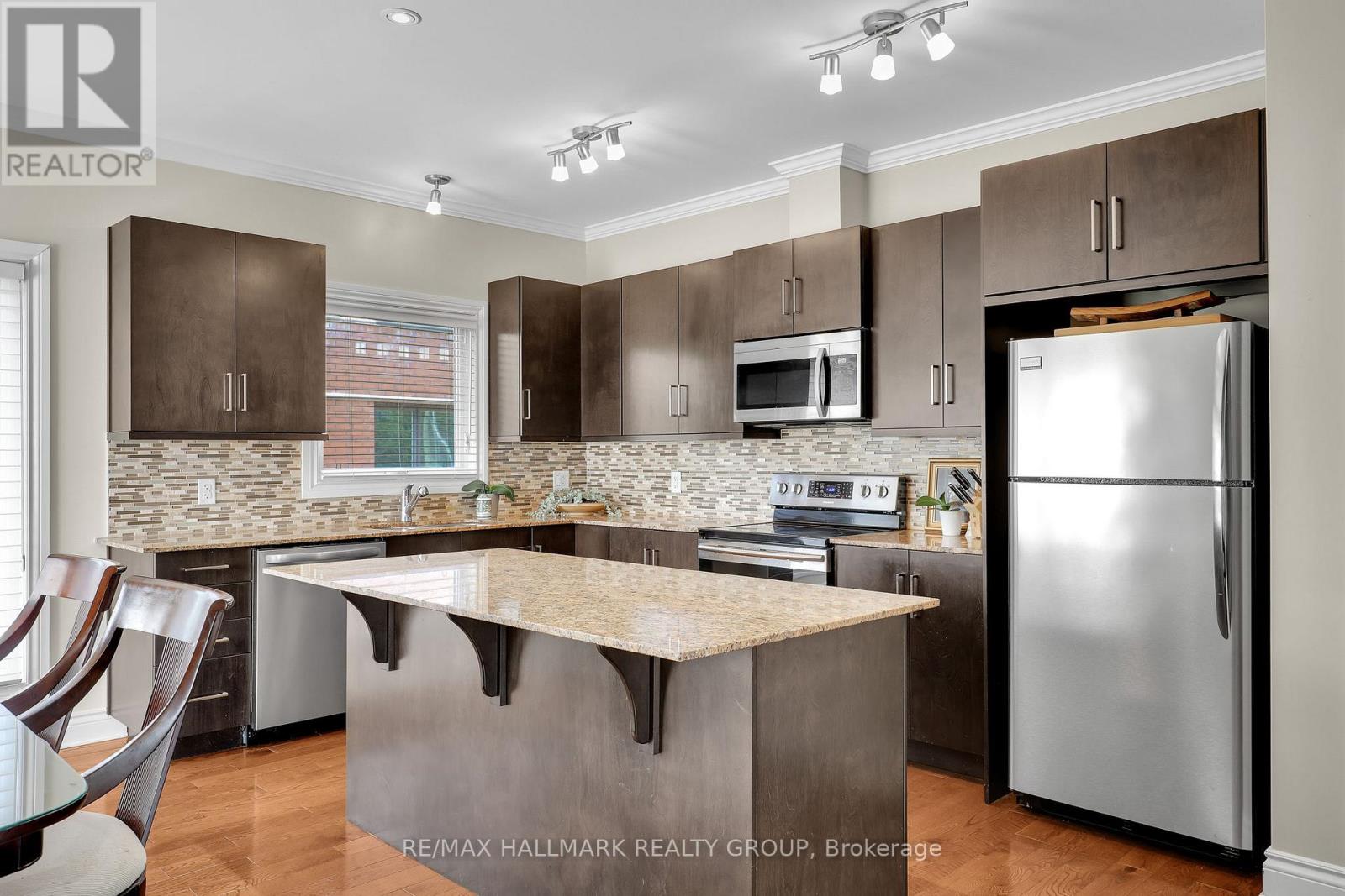 3356 Carling Avenue Property Photo 11