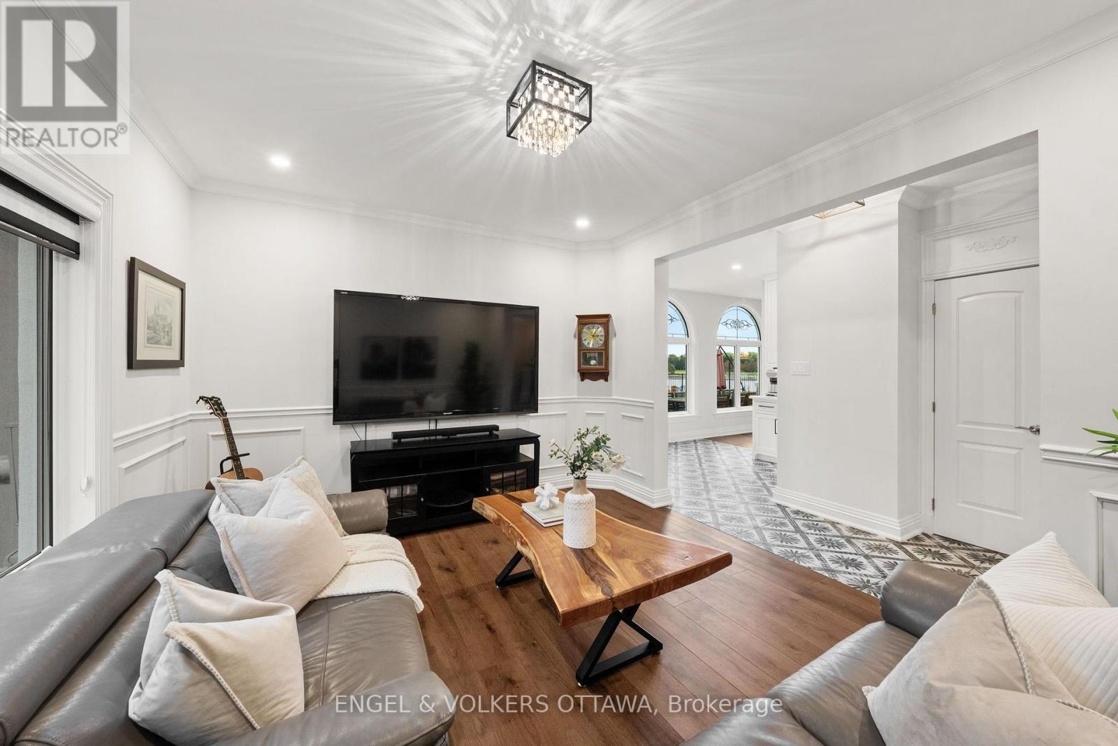 5833a Rideau Valley Drive N Property Photo 19