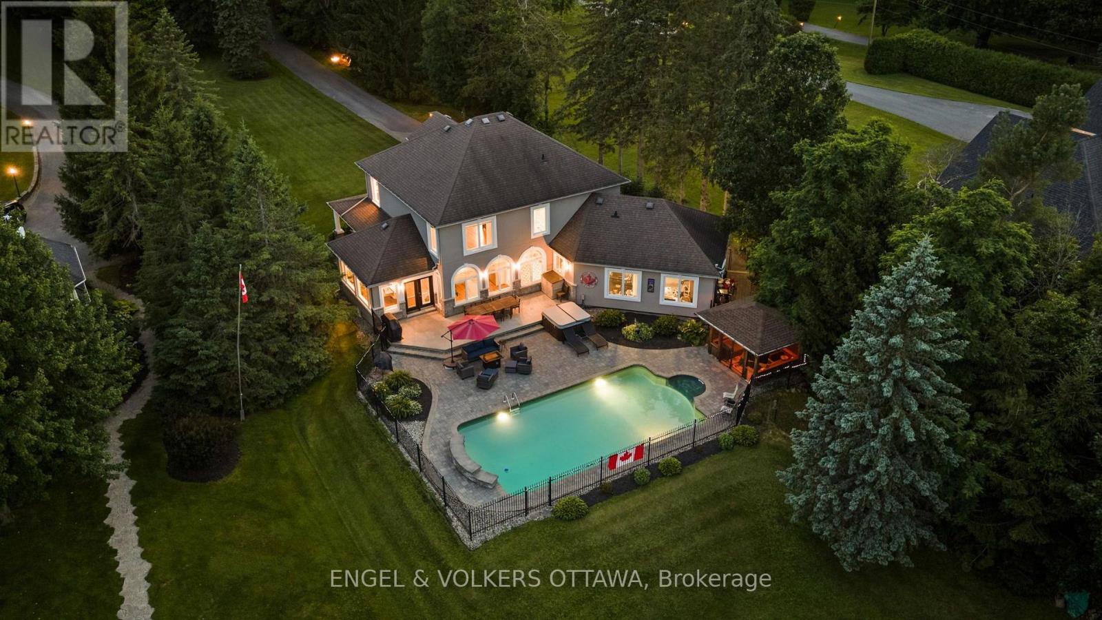 5833a Rideau Valley Drive N Property Photo 45