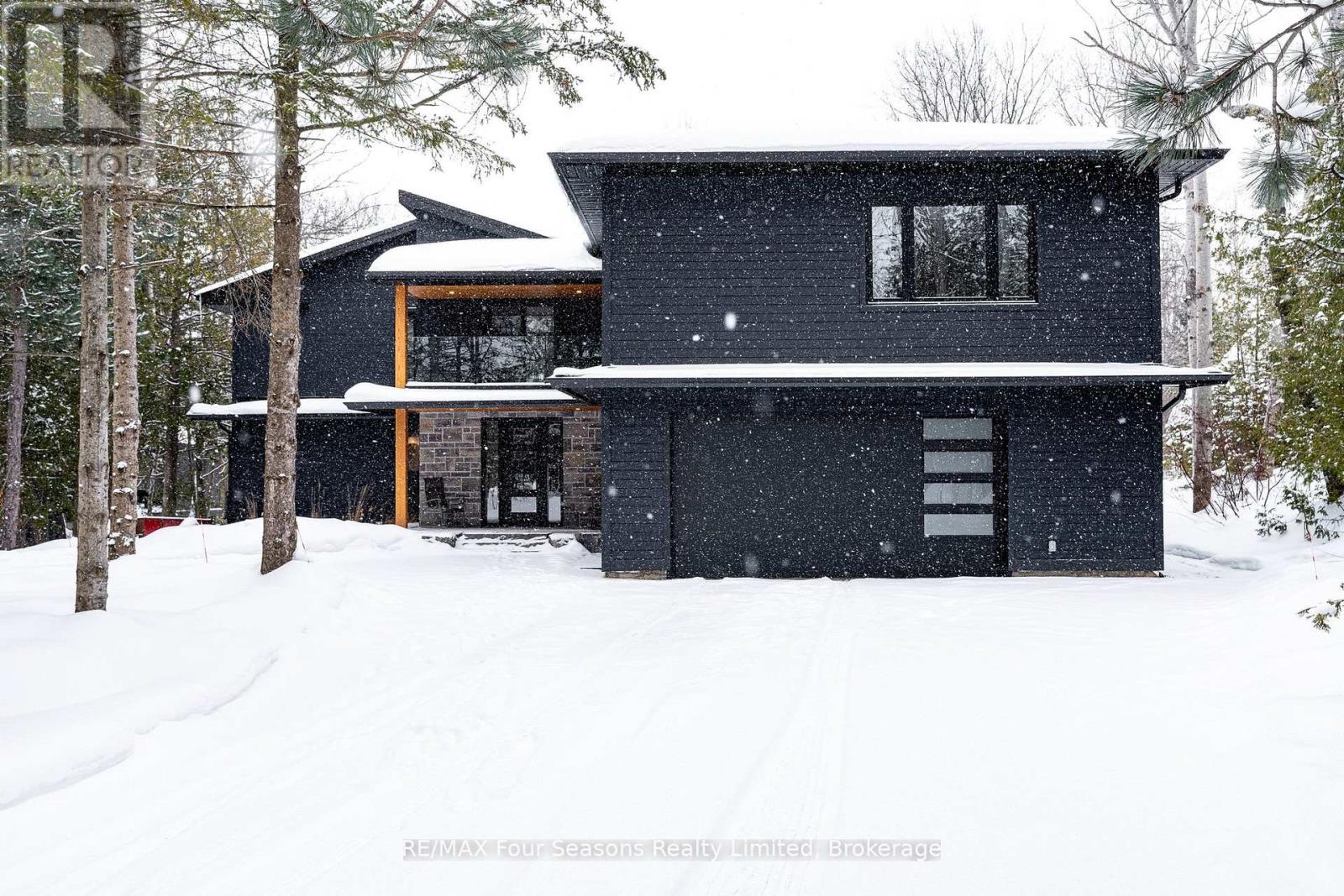 131 Chamonix Crescent Property Photo 2