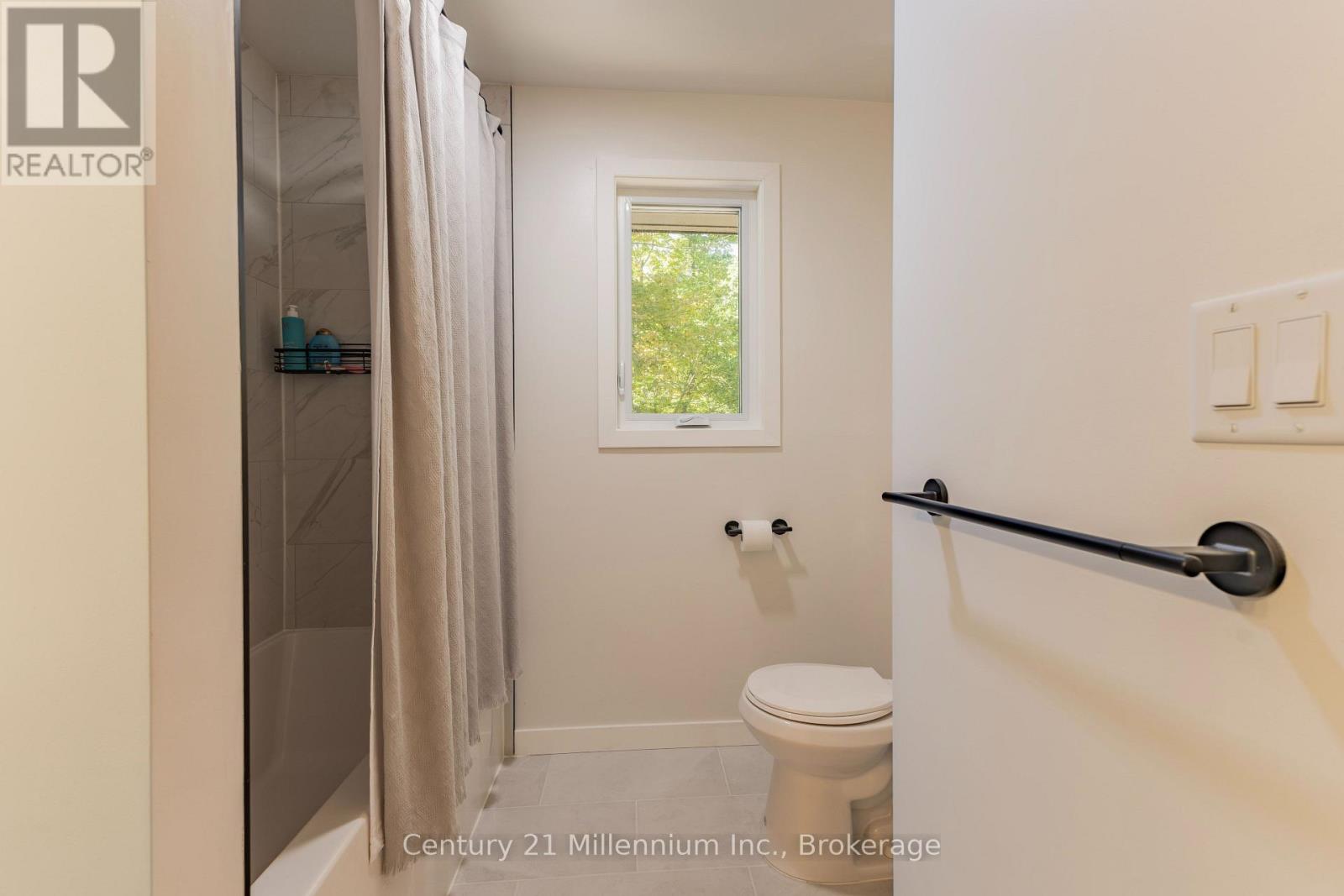 40 Rolling Hills Drive Property Photo 39