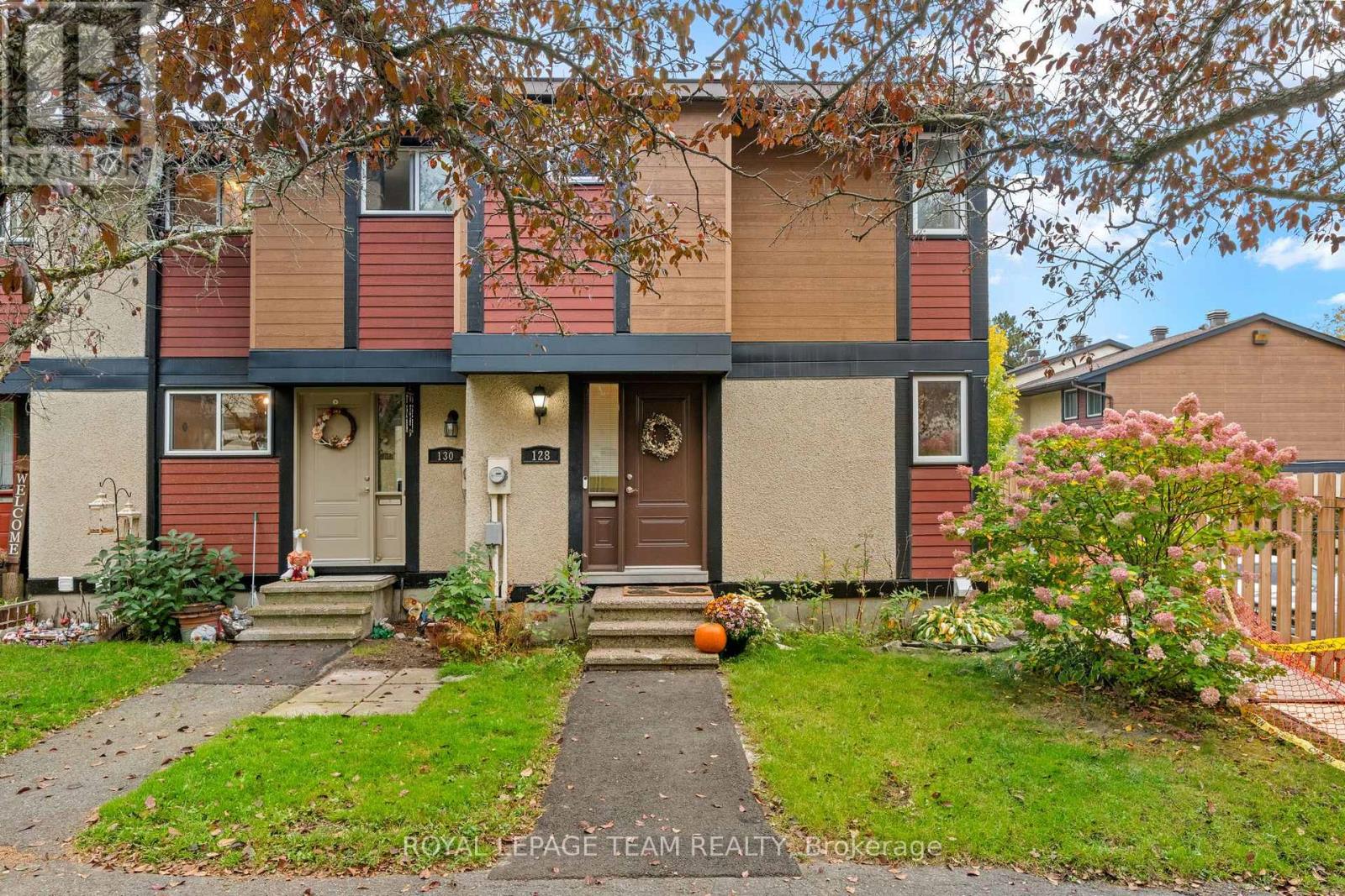 128 Mcclintock Way Property Photo 1