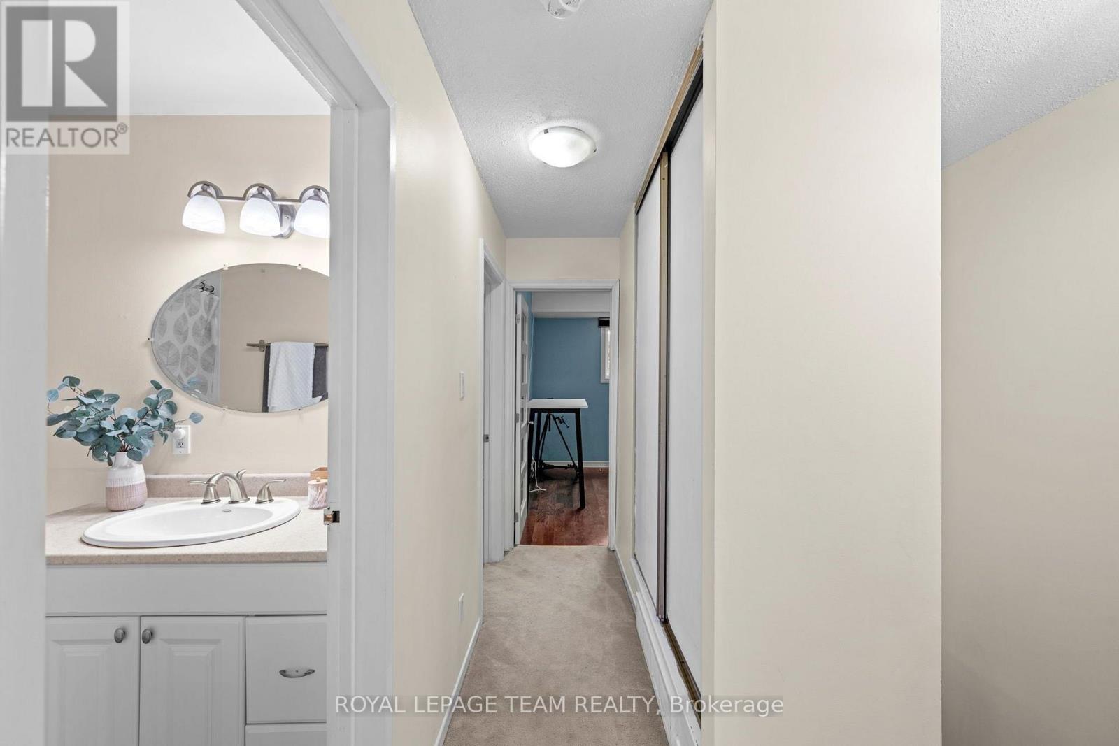 128 Mcclintock Way Property Photo 17