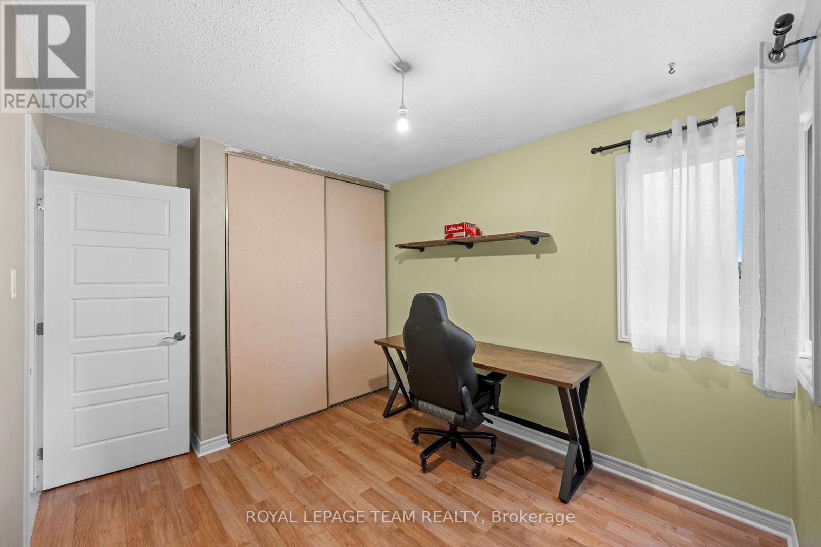 128 Mcclintock Way Property Photo 22