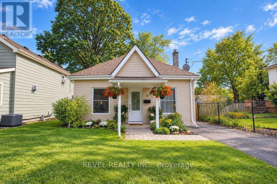 11 STIRTON AVENUE Property Photo 1