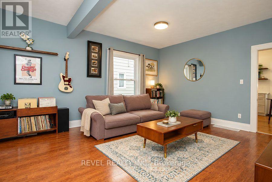11 Stirton Avenue Property Photo 6