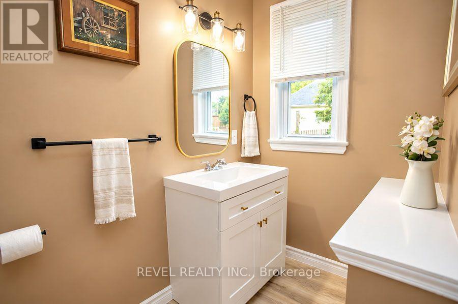 11 Stirton Avenue Property Photo 15