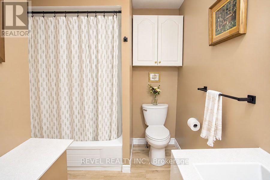 11 Stirton Avenue Property Photo 16