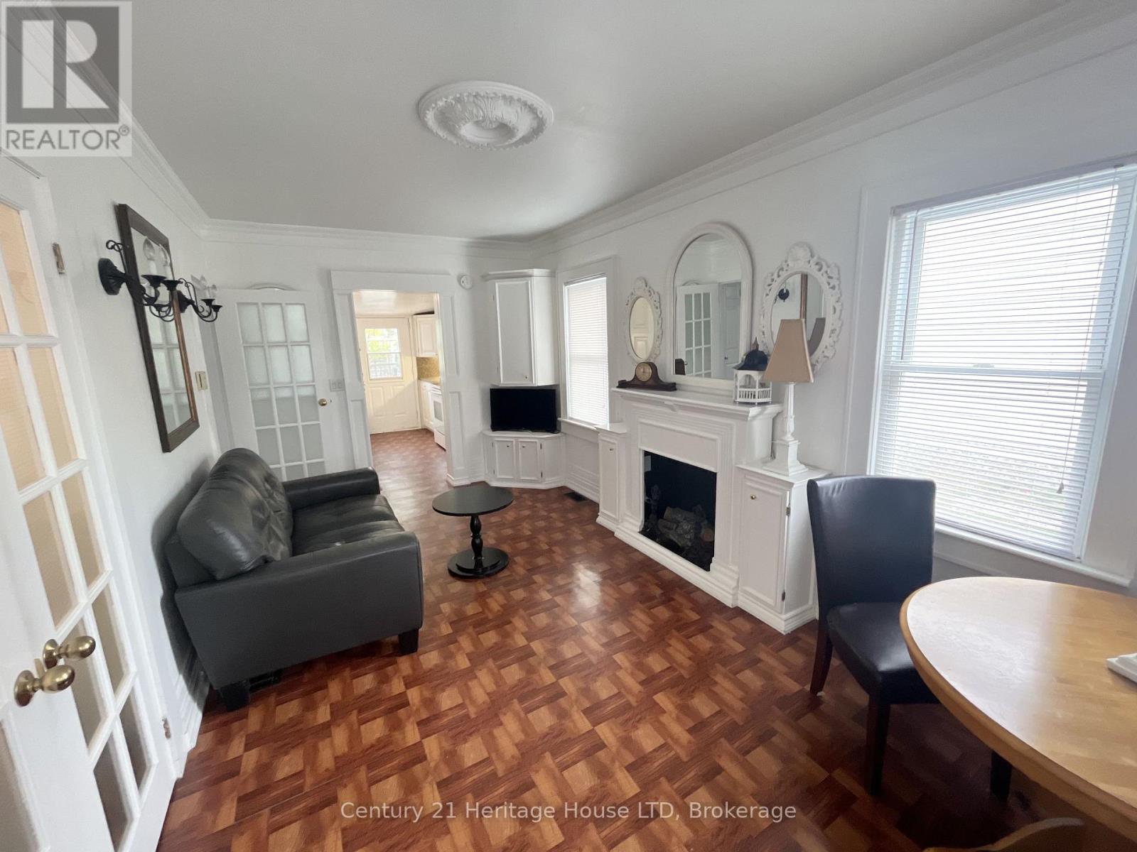 84 Rykert Street Property Photo 4