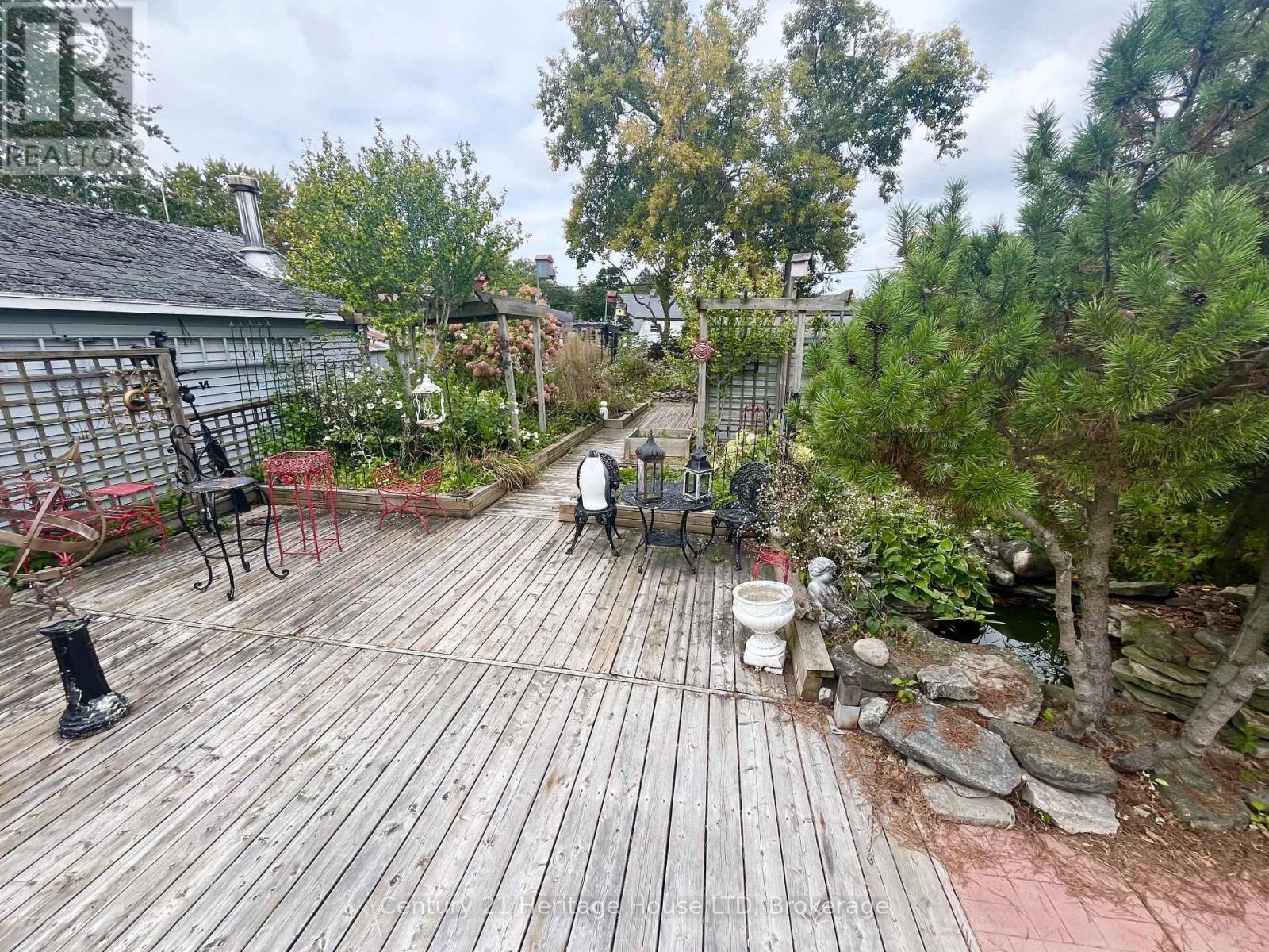 84 Rykert Street Property Photo 20