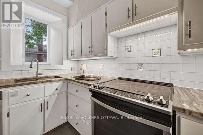 716 King Street W Property Photo 21
