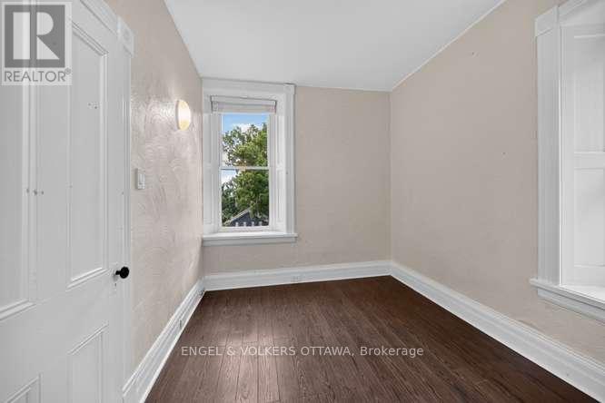 716 King Street W Property Photo 30