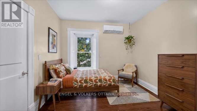 716 King Street W Property Photo 35