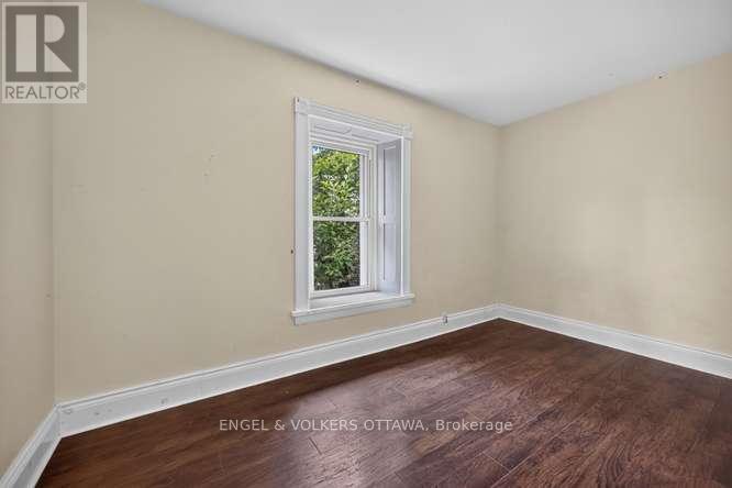 716 King Street W Property Photo 39