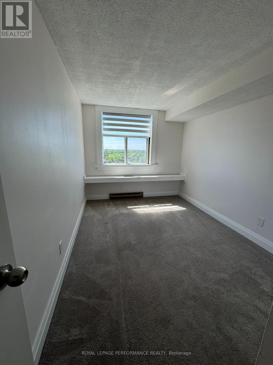 1209 - 2760 Carousel Crescent Property Photo 12