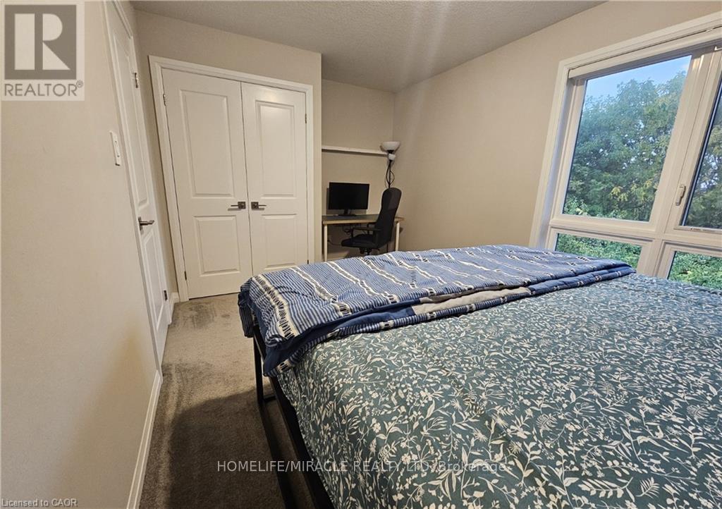 4 - 720 Grey Street Property Photo 14