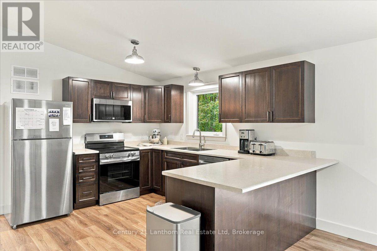 47 Reynolds Road Property Photo 13