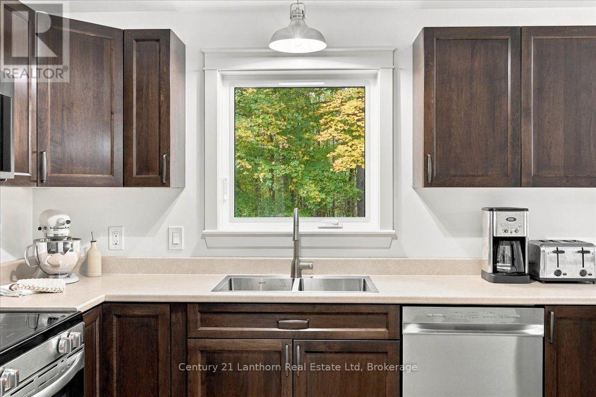 47 Reynolds Road Property Photo 17