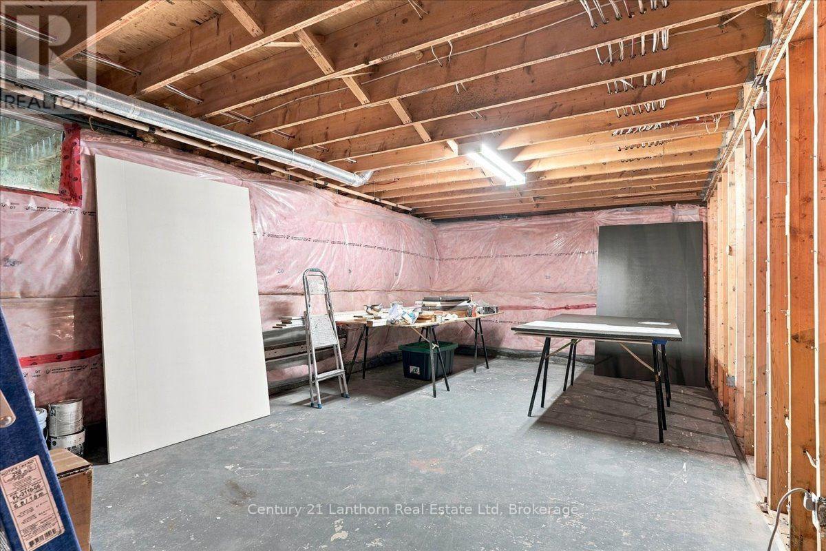 47 Reynolds Road Property Photo 32