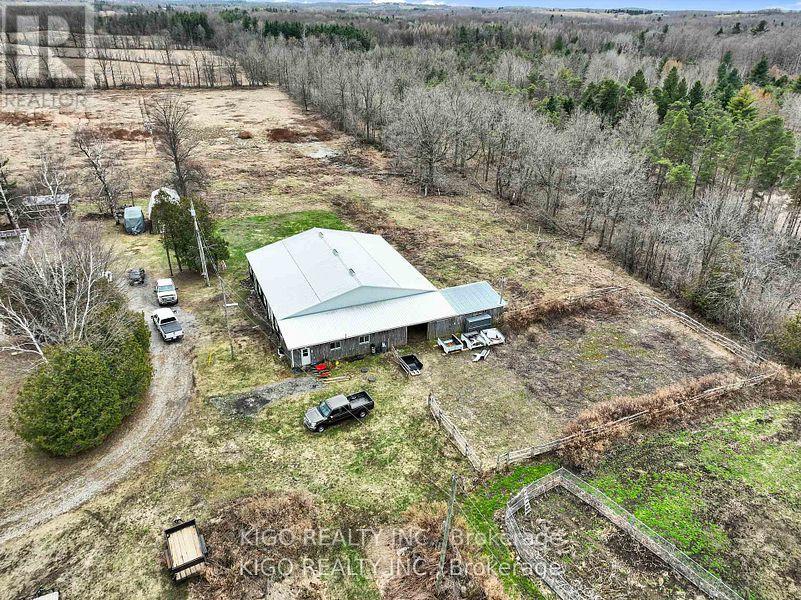 2027 Highway 6 Property Photo 4
