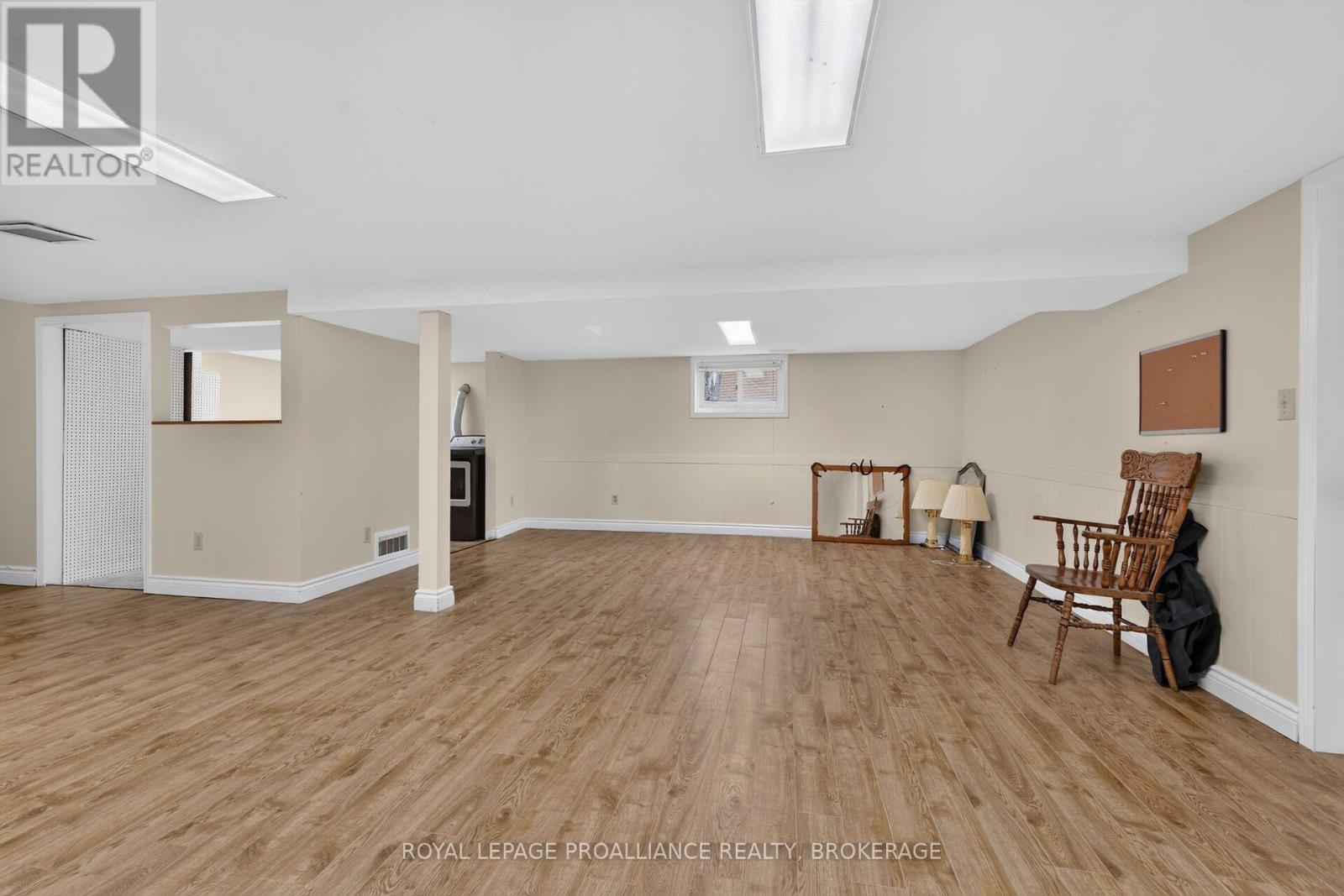 383 Bernice Drive Property Photo 31