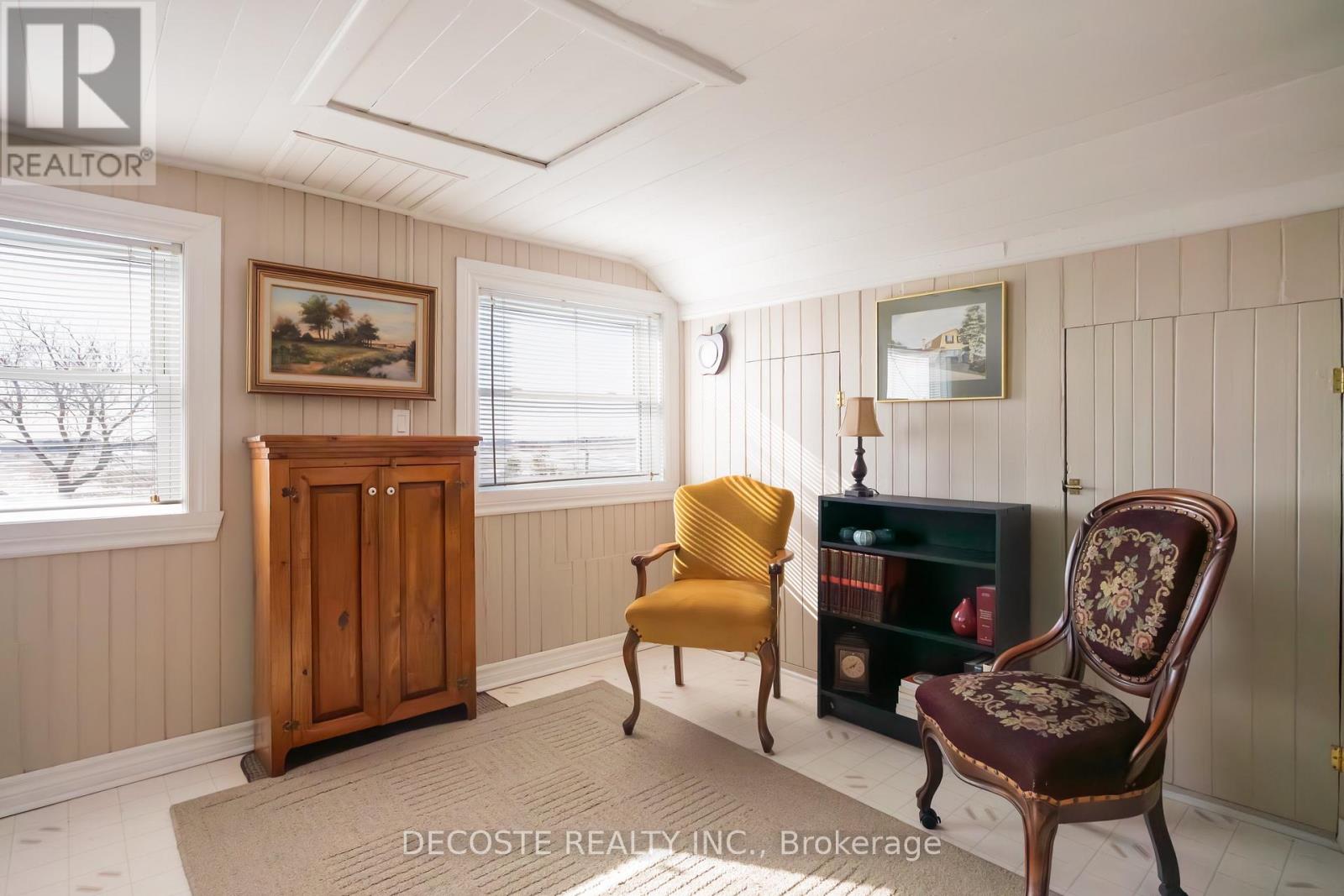 21930 Menard Road Property Photo 31