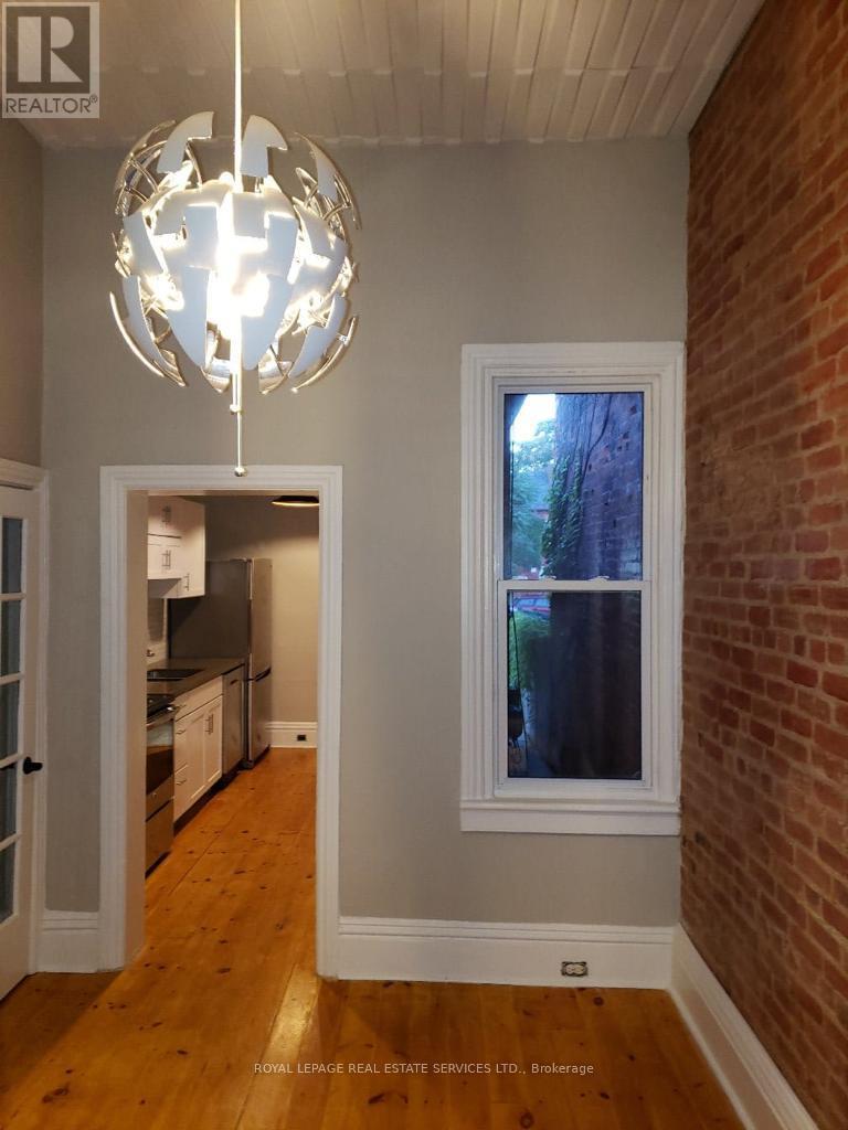 232 King Street W Property Photo 19