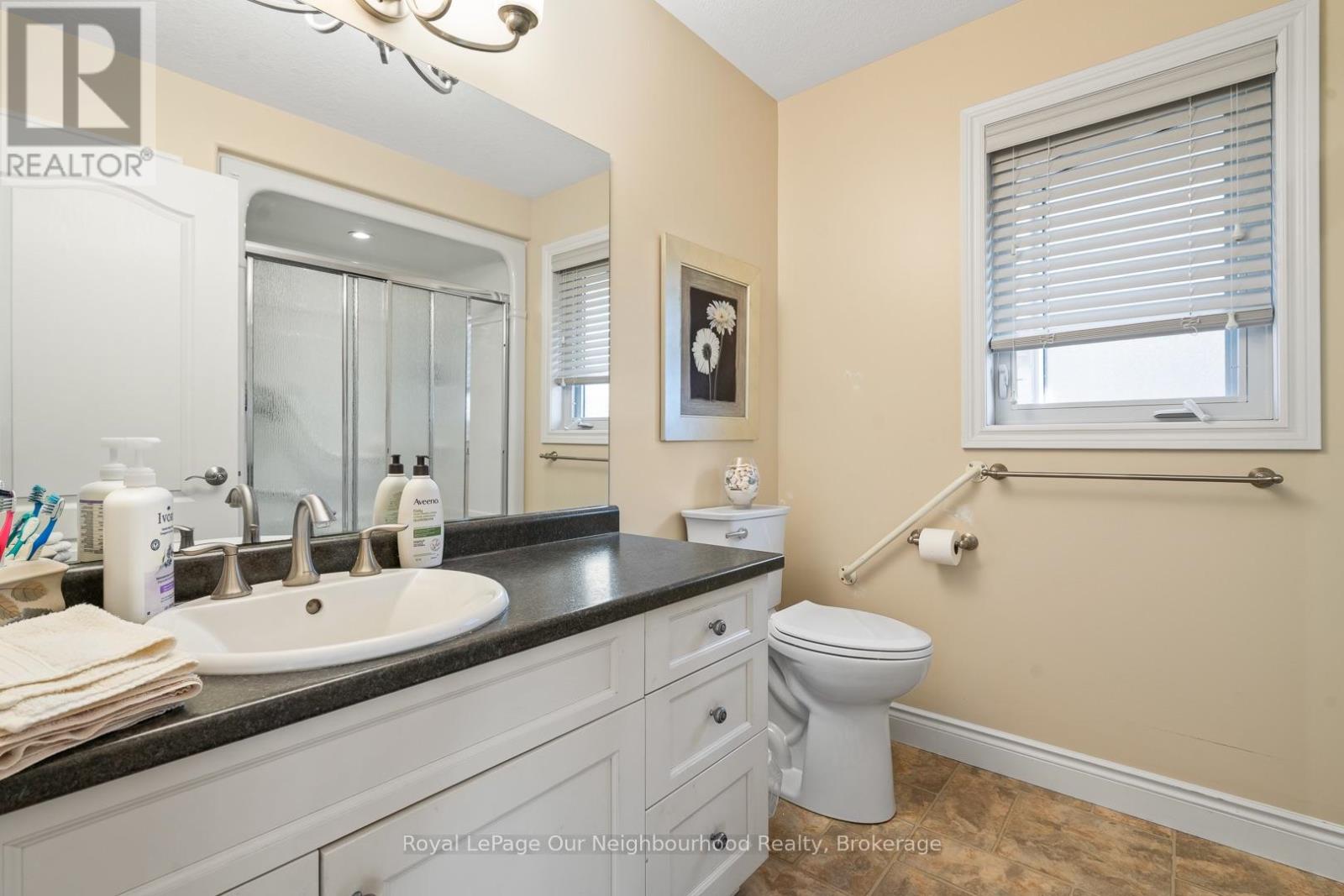 106 12th Avenue A Property Photo 20