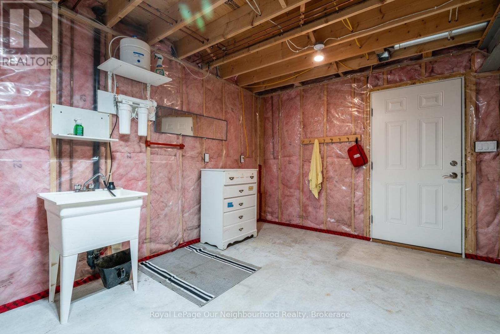 106 12th Avenue A Property Photo 31