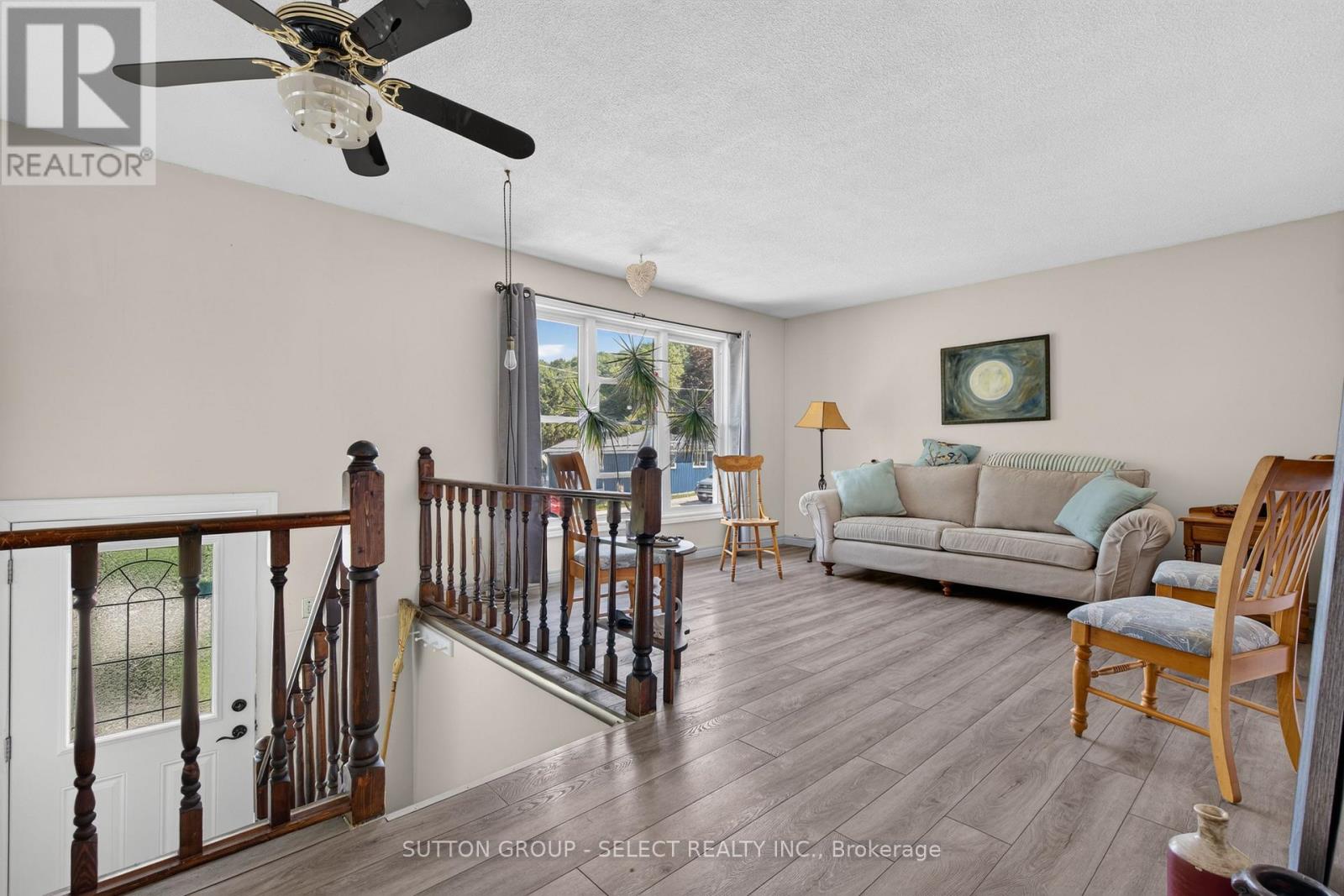 280 Charlotte Street Property Photo 2