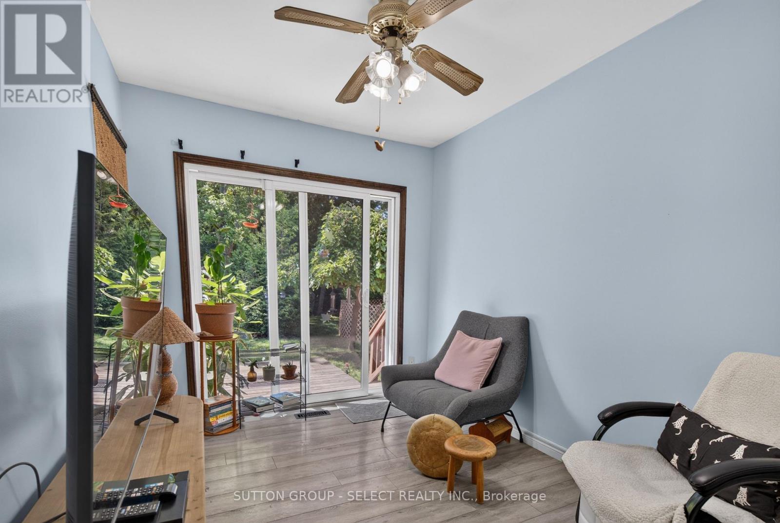 280 Charlotte Street Property Photo 11
