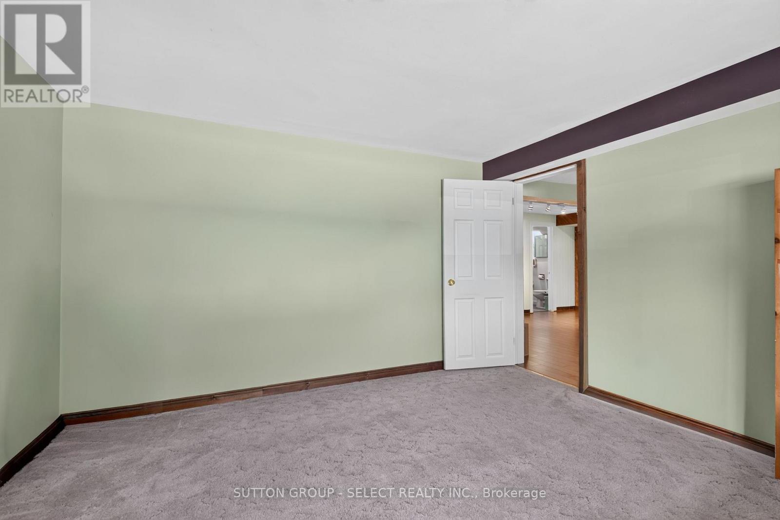 280 Charlotte Street Property Photo 25
