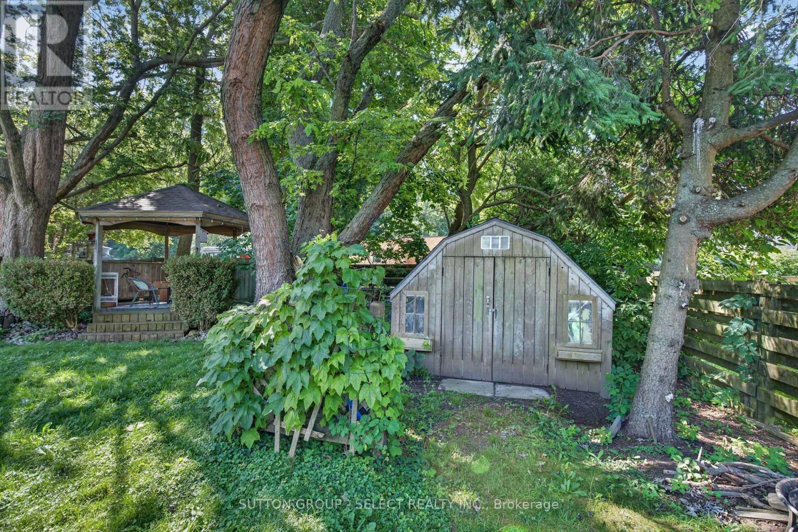 280 Charlotte Street Property Photo 34