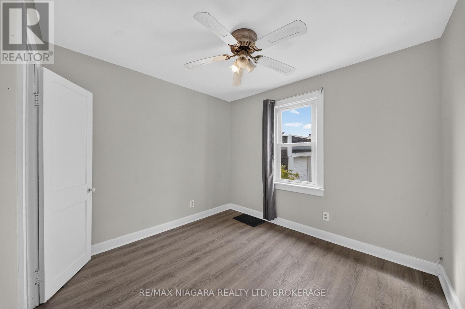 6520 Barker Street Property Photo 19