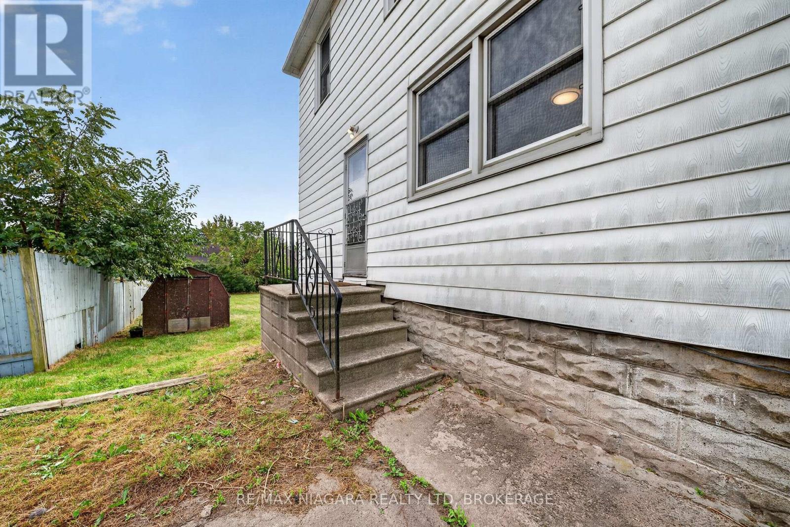 6520 Barker Street Property Photo 22