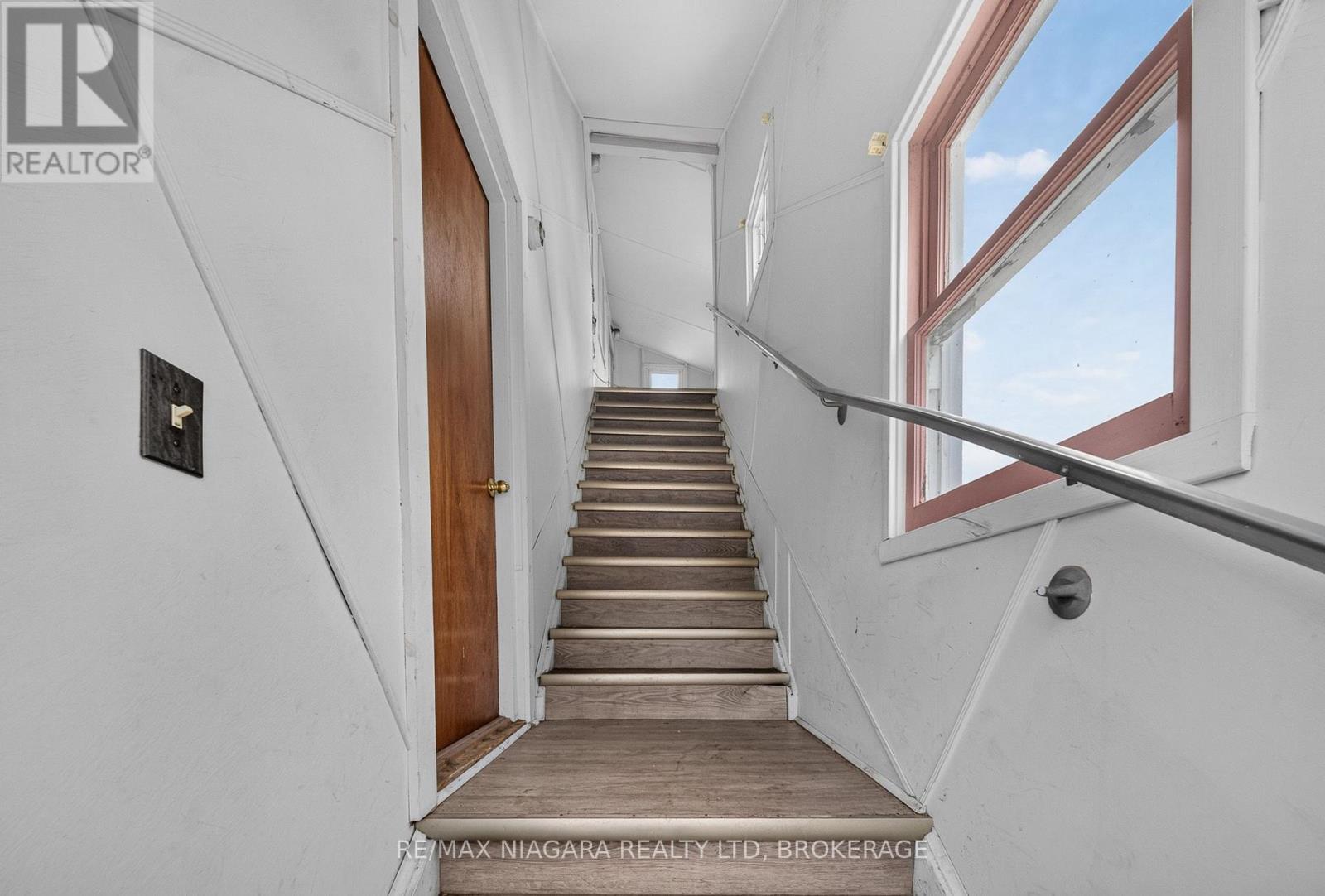 6520 Barker Street Property Photo 24