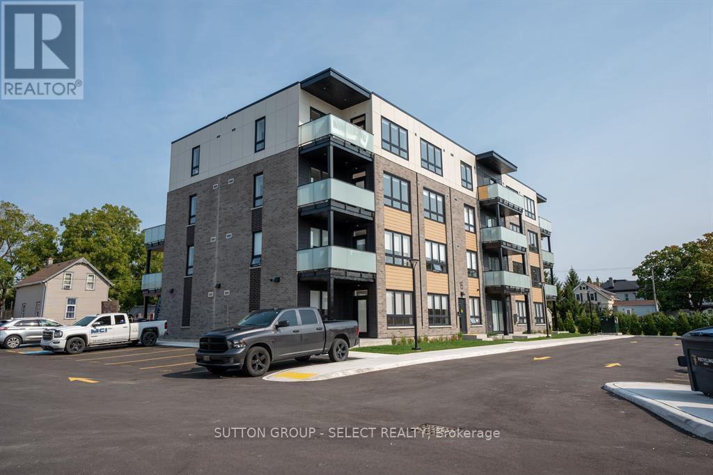 403 - 15 James Street Property Photo 16