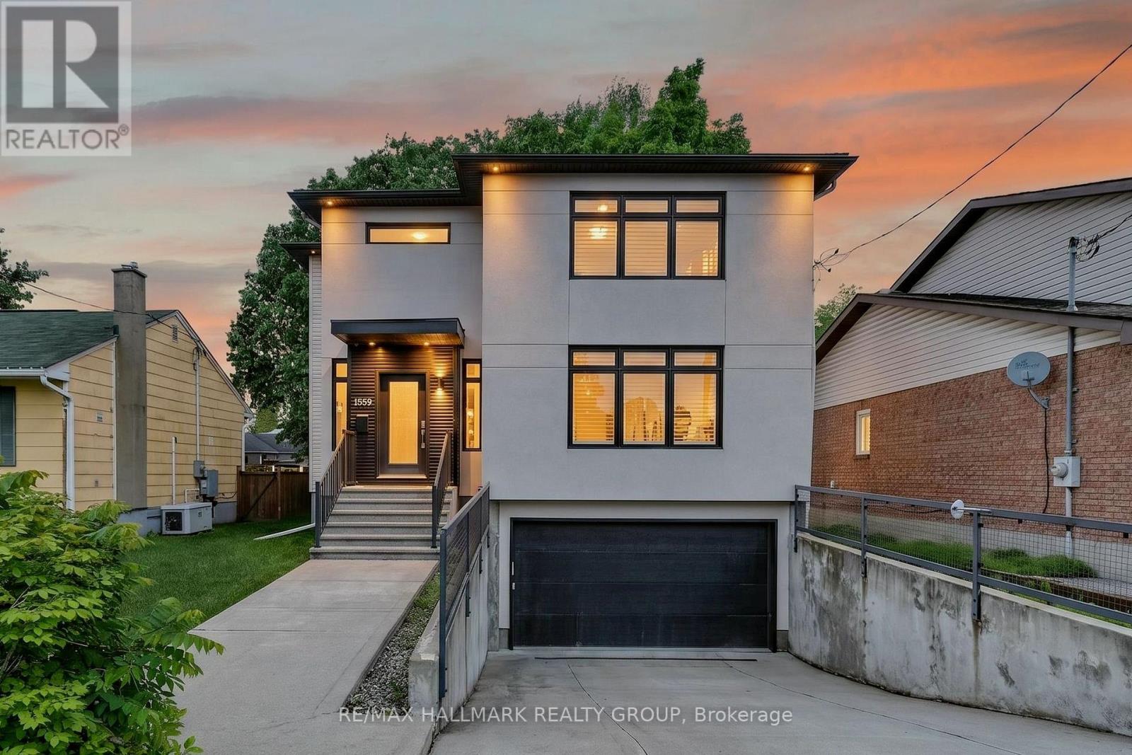 1559 Queensdale Avenue Property Photo 1