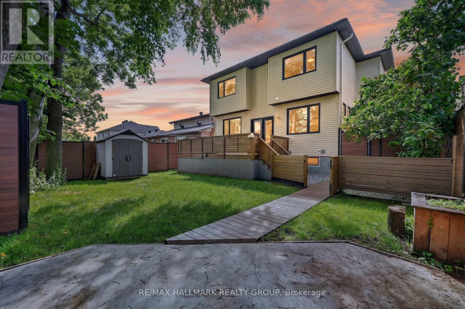 1559 Queensdale Avenue Property Photo 43