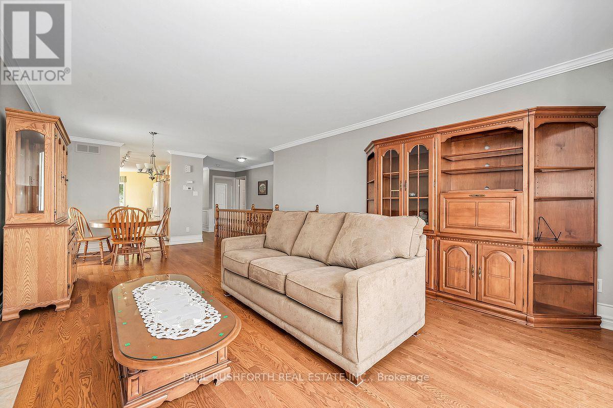 1025 Valin Street Property Photo 7