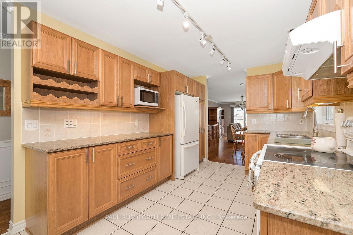 1025 Valin Street Property Photo 15