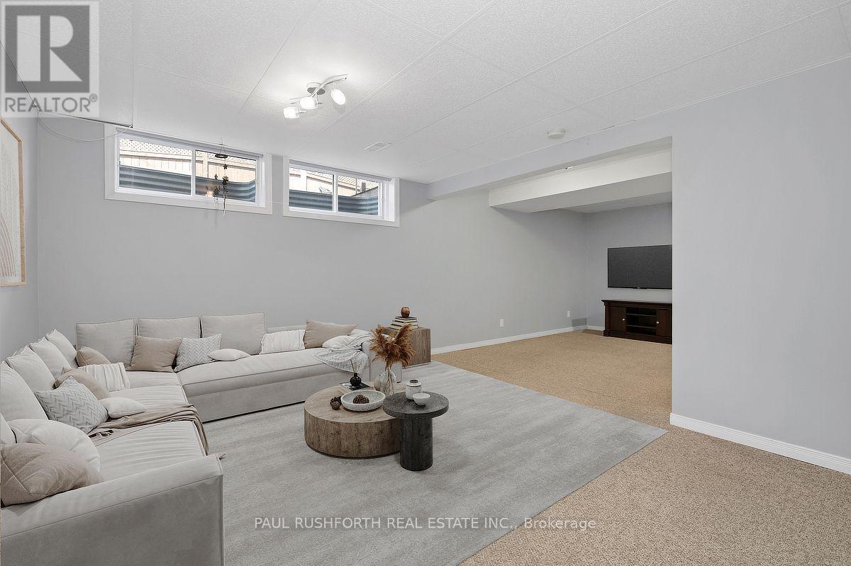 1025 Valin Street Property Photo 22